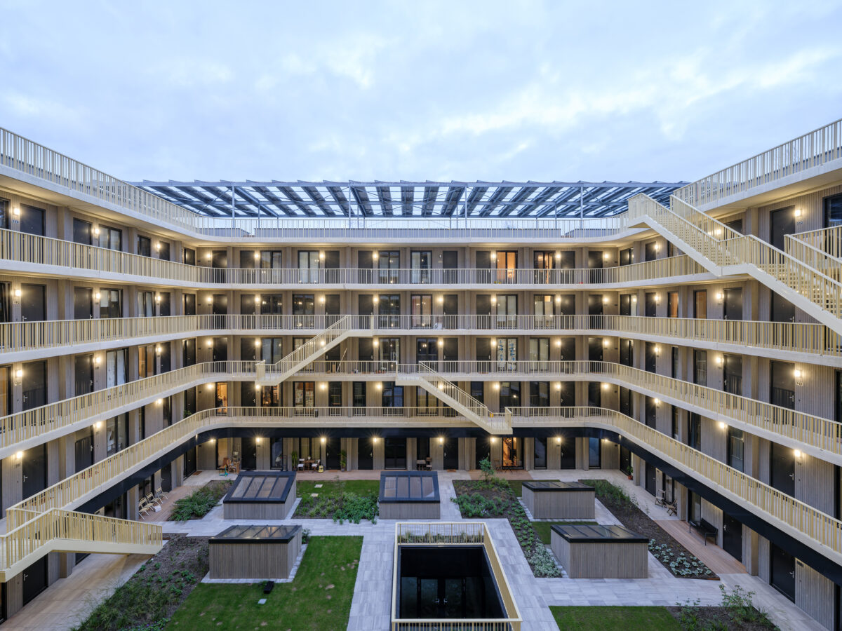 AMST view 10